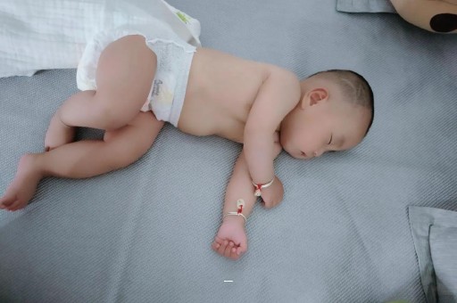 国内人工代孕男孩什么时候流眼泪